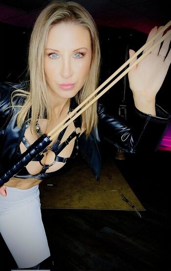 Full leaked Sarah wright page private onlyfans photo