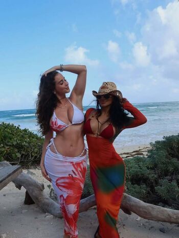 Full leaked Sarahemilyhope private onlyfans photo