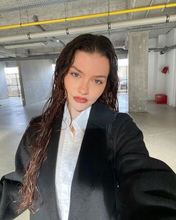 Full leaked Sarahhbl private onlyfans photo