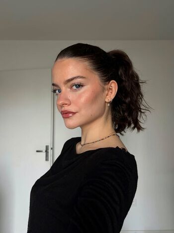 Full leaked Sarahhbl private onlyfans photo