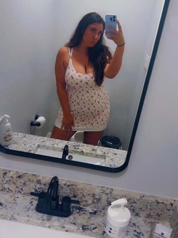 Full leaked Sarahhevee private onlyfans photo