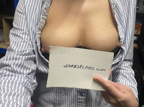 Full leaked Sarahkinky private onlyfans photo