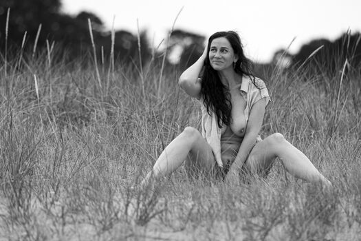 Full leaked Sarahs milf private onlyfans photo