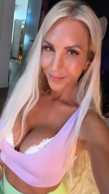 Full leaked Sarahs world private onlyfans photo