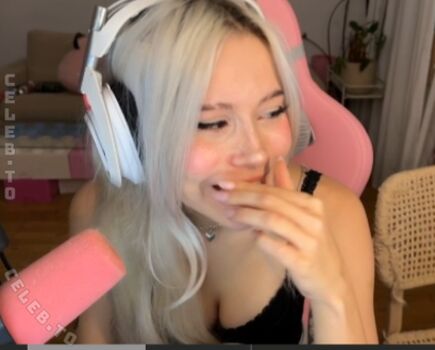 Full leaked Sarahtoninx private onlyfans photo