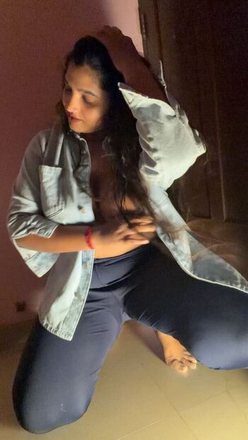 Full leaked Saranya santhosh page private onlyfans photo
