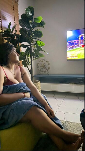 Full leaked Saranya santhosh private onlyfans photo