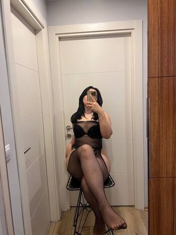 Full leaked Sarem uysal private onlyfans photo