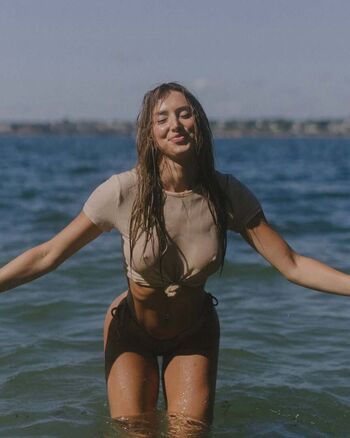 Full leaked Sarina didino private onlyfans photo