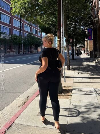 Full leaked Sarina nowak private onlyfans photo