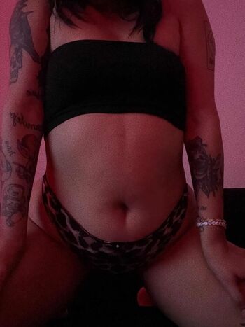 Full leaked Sarynthia private onlyfans photo