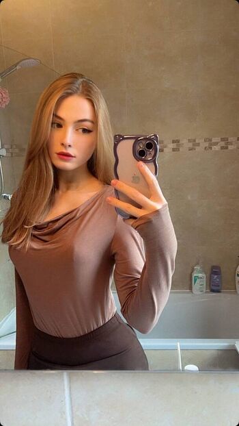 Full leaked Sassynessa private onlyfans photo
