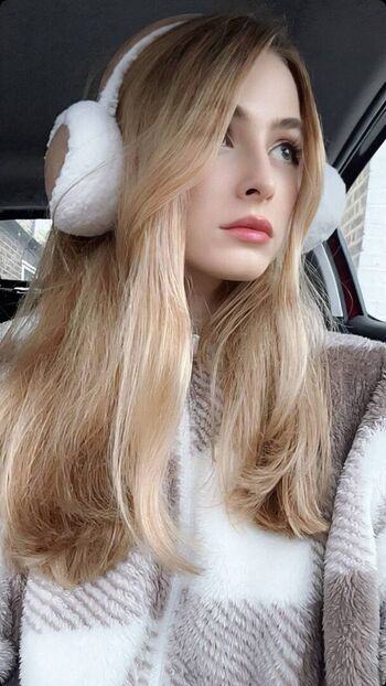 Full leaked Sassynessa private onlyfans photo