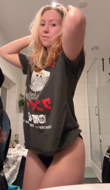 Full leaked Satiellacosplay private onlyfans photo