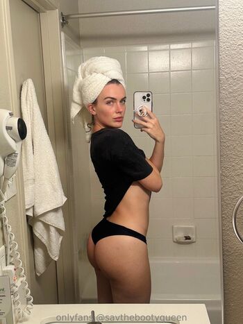 Full leaked Sav the booty queen private onlyfans photo
