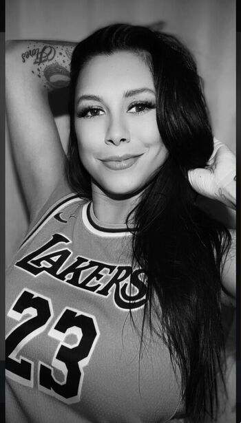 Full leaked Savannahmaria page private onlyfans photo