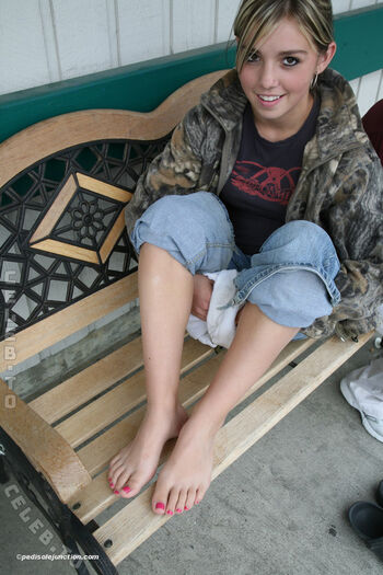 Full leaked Scandinavian feet page private onlyfans photo