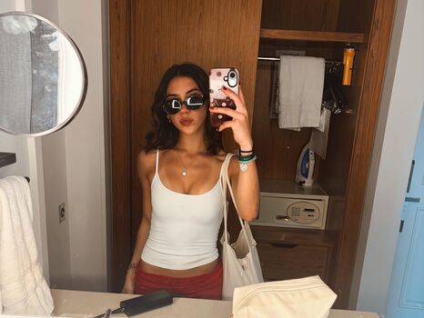 Full leaked Scarlett estevez private onlyfans photo