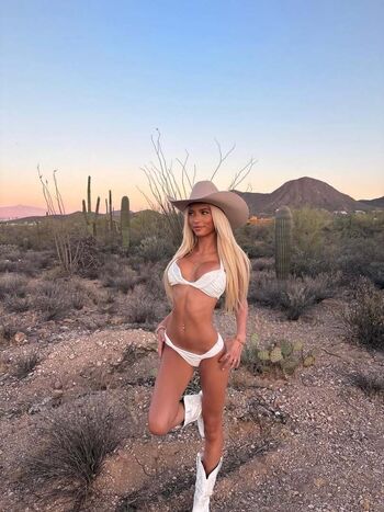 Full leaked Scarlettstormm private onlyfans photo