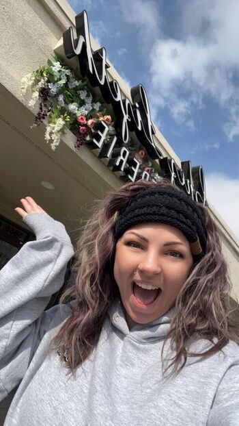 Full leaked Schatzie private onlyfans photo