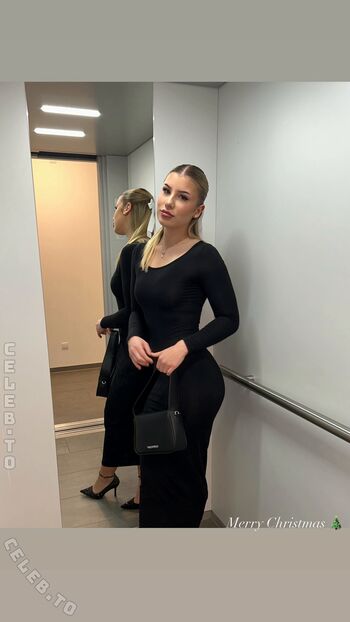 Full leaked Schwester anna private onlyfans photo