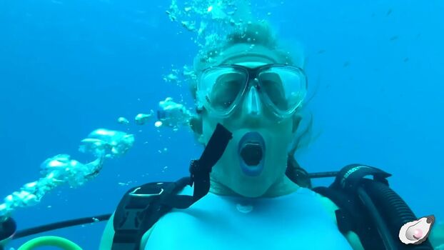 Full leaked Scuba step private onlyfans photo