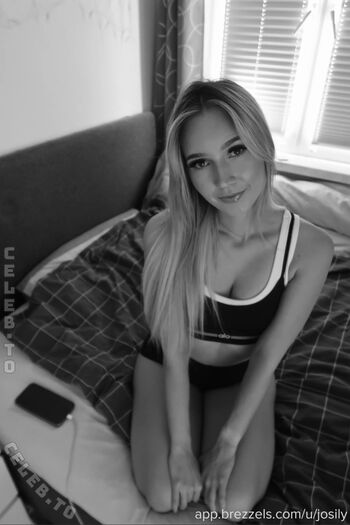 secret_blondie