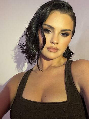 Full leaked Selena gomez  page private onlyfans photo