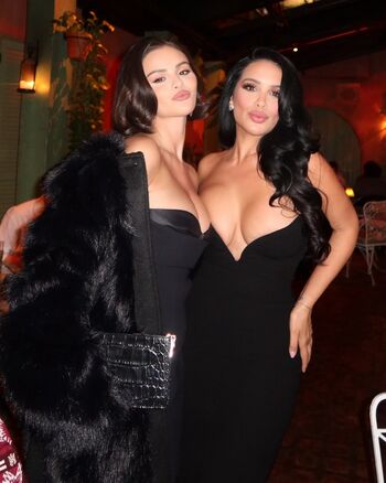 Full leaked Selena gomez  page private onlyfans photo