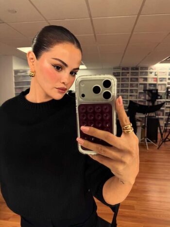 Full leaked Selena gomez  page private onlyfans photo