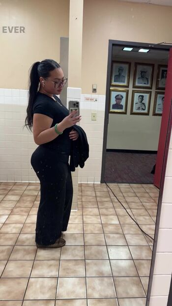 Full leaked Selena lee private onlyfans photo