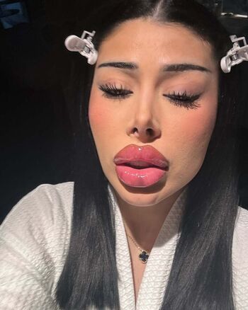 Full leaked Selenaamontoyaa private onlyfans photo