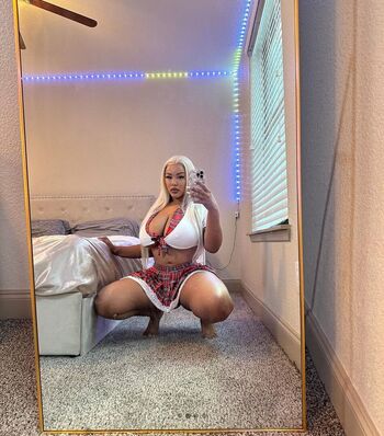 Full leaked Selenealeche private onlyfans photo