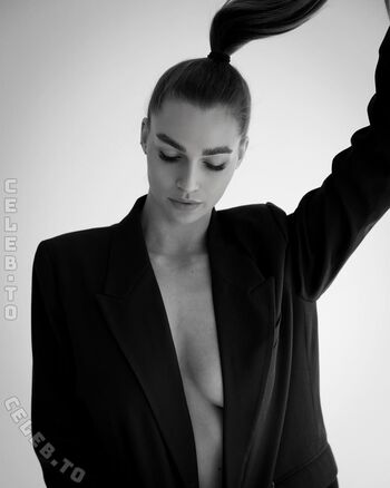 Full leaked Selilavie private onlyfans photo