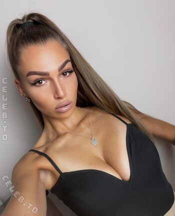 Full leaked Selilavie private onlyfans photo