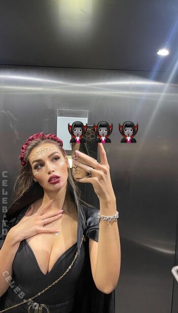 Full leaked Selilavie private onlyfans photo