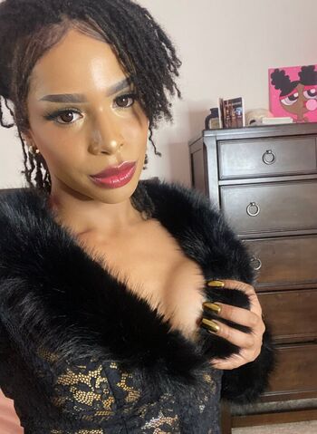Full leaked Selina mare private onlyfans photo