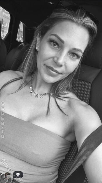 Full leaked Selinafit private onlyfans photo