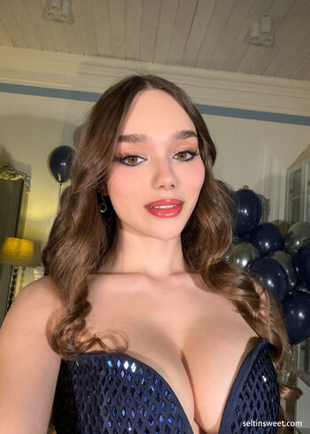 Full leaked Selti  page private onlyfans photo