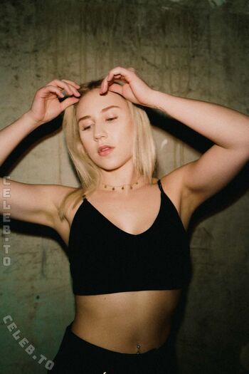 Full leaked Sensualbydomeni private onlyfans photo