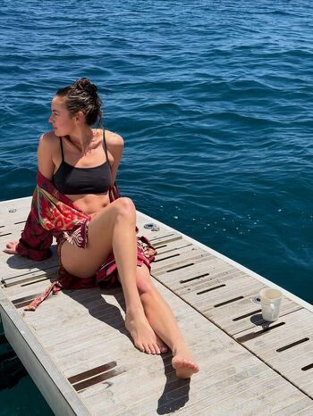 Full leaked Sera mann page private onlyfans photo