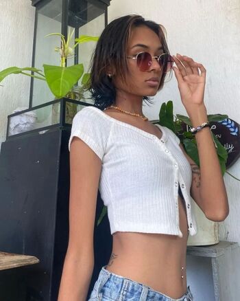 Full leaked Serah private onlyfans photo