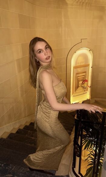 Full leaked Serena skybourne page private onlyfans photo