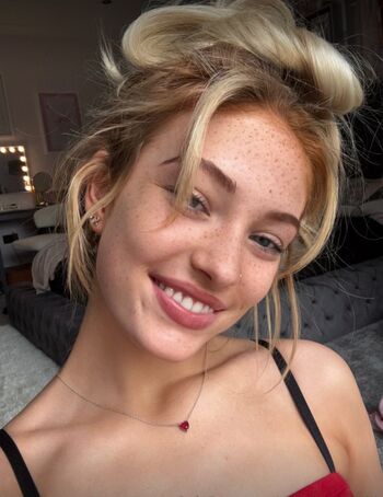 Full leaked Serenasmithhh private onlyfans photo