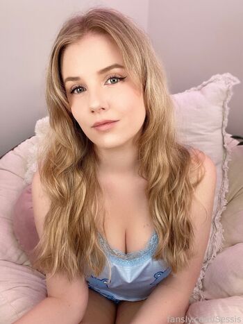 Full leaked Sessis private onlyfans photo