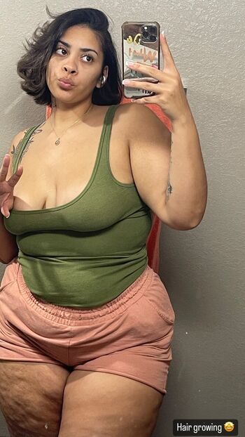 Full leaked Sessyymarieee private onlyfans photo