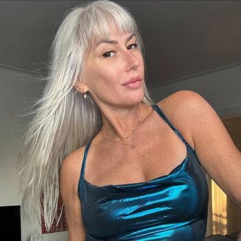 Full leaked Sexting grandma  page private onlyfans photo