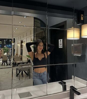 Full leaked Seymaugurr private onlyfans photo