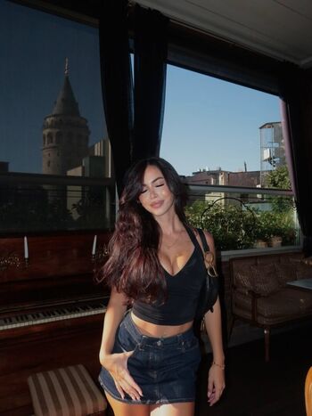 Full leaked Sezen cifcioglu private onlyfans photo