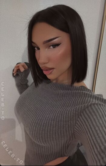 Full leaked Shakiravv private onlyfans photo